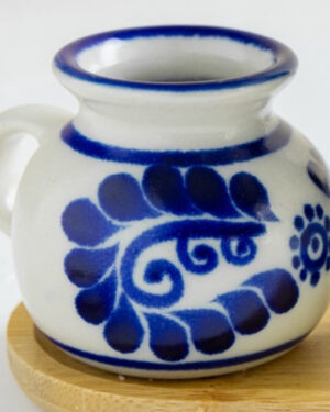 Ollita mezcalera de cerámica tradicional