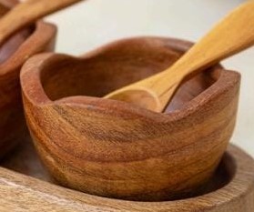 Salserita ondulada de madera de guamúchil.