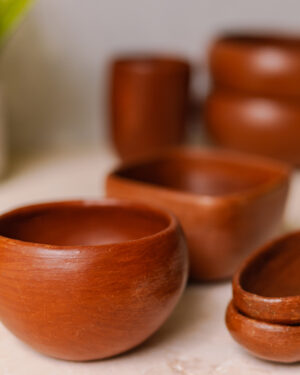 Tazón de barro rojo grande 20 cm.