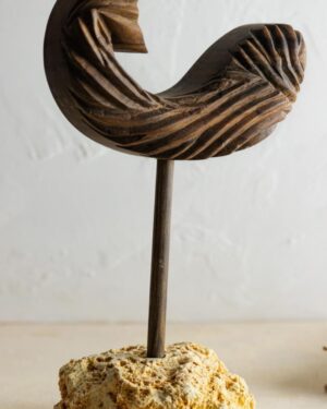 Figura tallada de pez.