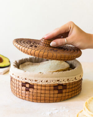 Tortillero de ocoxal cruz hilo.