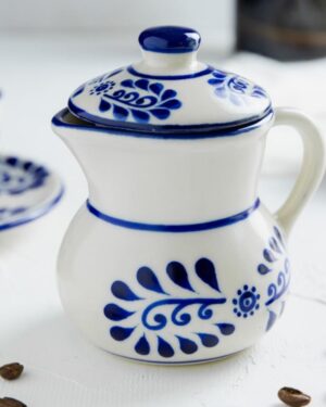 Tetera chica de cerámica tradicional