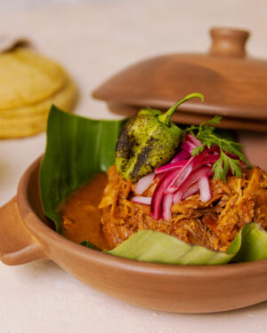 Cacerola de barro bruñido